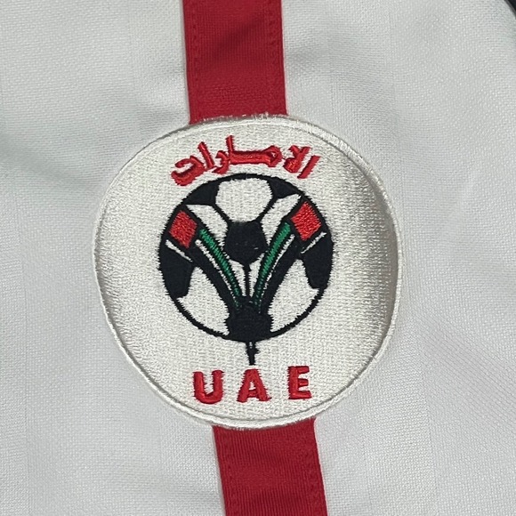 Umbro UAE United Arab Emirates Soccer Jersey 2002 2003 White Red Mens Large - Picture 10 of 10